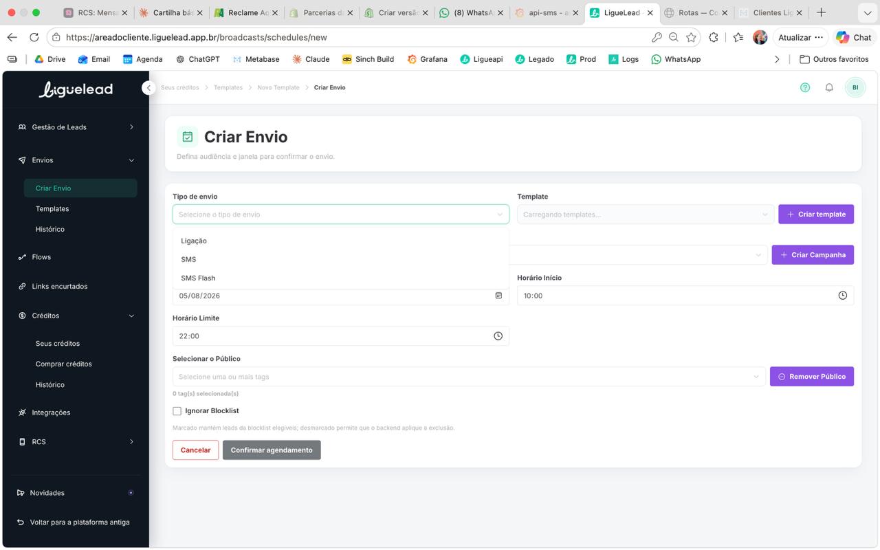 Dropdown Tipo de envio aberto com as 3 opções: Ligação, SMS, SMS Flash